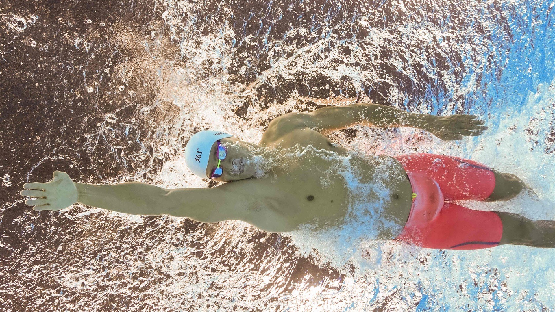 全国青少年拼搏长跑在南京见证青春蜕变，全国青少年短跑记录